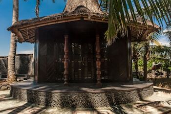Most Exotic Beachfront Villa Keong