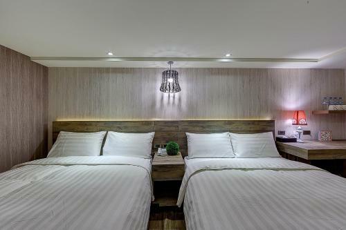 Lan Kwai Fong Garden Hotel