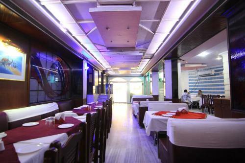 Hotel Oyo Rooms Bada Chauraha Civil Lines