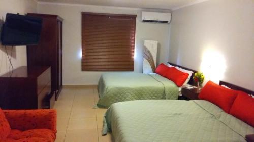 Apartamento Dorado Eagle Beach Hotel