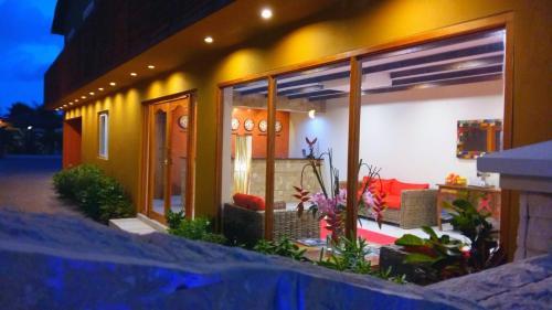 Apartamento Dorado Eagle Beach Hotel