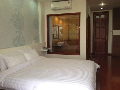 Blossom July Hotel