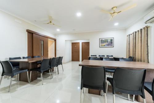 Bed & Breakfast Mount Kailash Suites