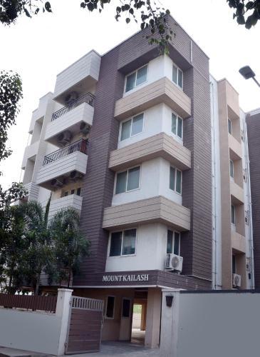 Bed & Breakfast Mount Kailash Suites