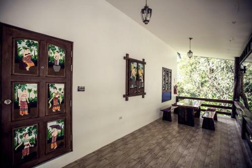 Hostal Bura Phat Resort