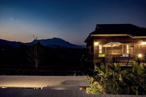 Hostal Bura Phat Resort