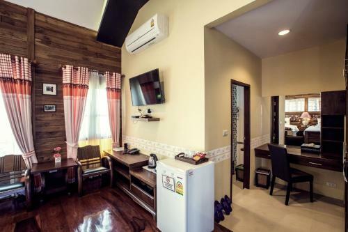 Hostal Bura Phat Resort