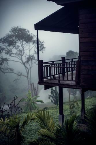 Hostal Bura Phat Resort