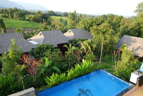 Hostal Bura Phat Resort