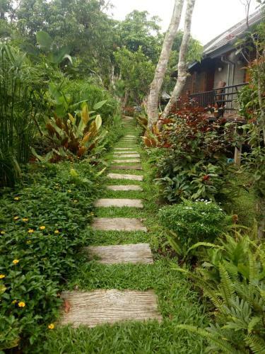 Hostal Bura Phat Resort
