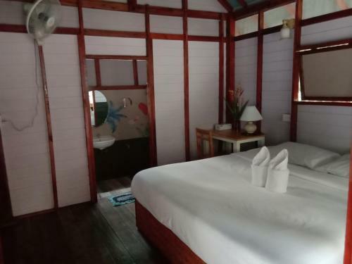 Hotel Lazy Hut