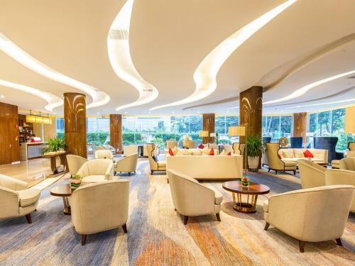 Wan Yue Grand Skylight Hotel