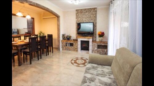 Lilia's House