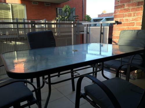 Port Melbourne Beach Apartment