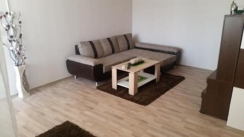 Apartment 45