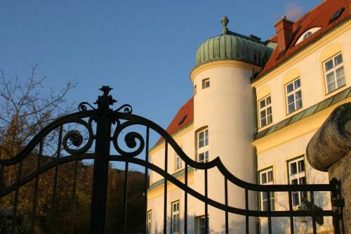 Hotel Schloss Gumpoldskirchen - Deutsch-ordenshaus