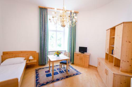 Hotel Schloss Gumpoldskirchen - Deutsch-ordenshaus