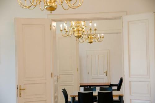 Hotel Schloss Gumpoldskirchen - Deutsch-ordenshaus