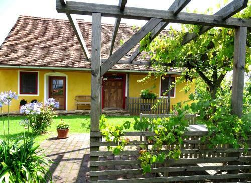 Apartamento Landlust-ferienhaus Am Rosenhof
