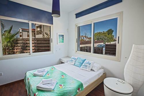 Sunny Coast Villa