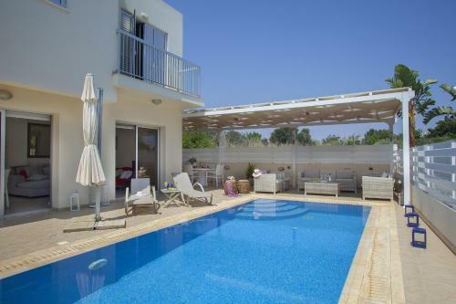 Villa Posidonas 3