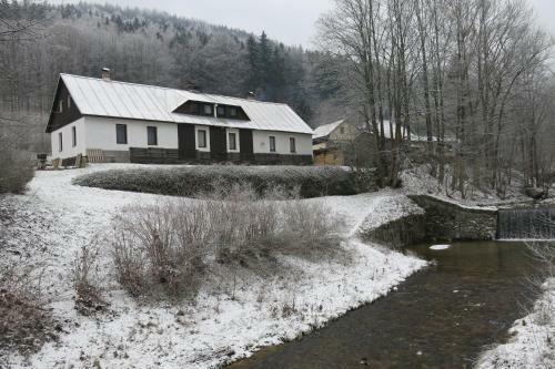 Hostal Guest House U Lakomce
