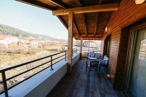 Hostal Twin House