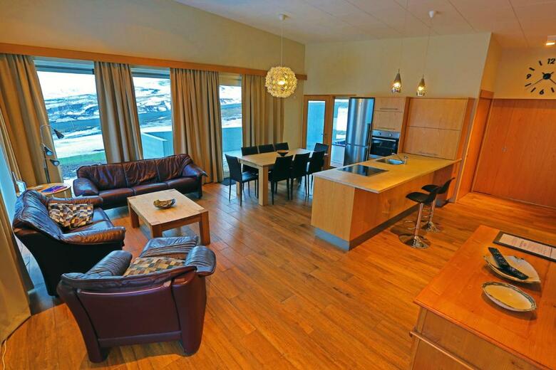 Hrimland Cottages