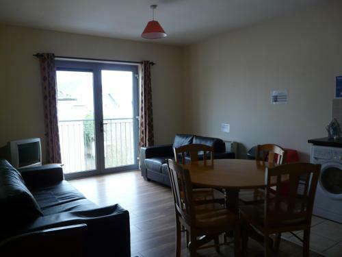 The Courtyard Apartments