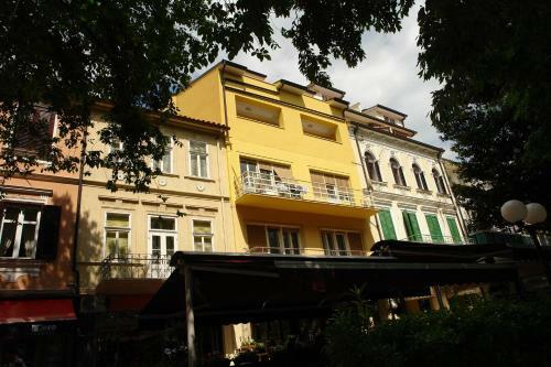 Apartments Color