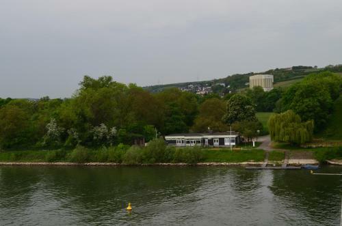 Hostal Zwei Raben Pension