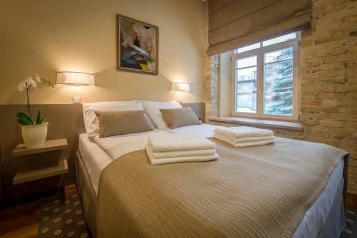 New Town Hotel