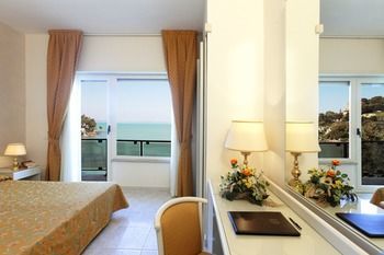 Hotel Baia D`argento