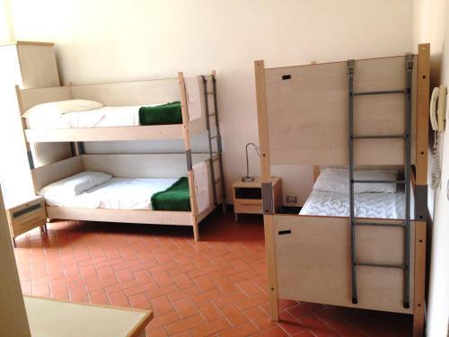 Hostal Hostel Ospitalia Del Mare