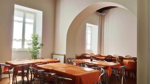 Hostal Hostel Ospitalia Del Mare