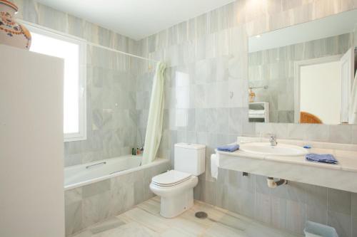 Apartment Jacarandas De Elviria