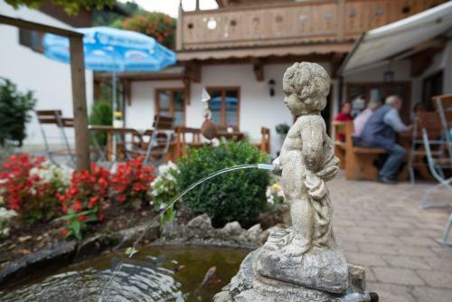 Hostal Gasthaus Posch