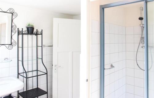Apartment Hem