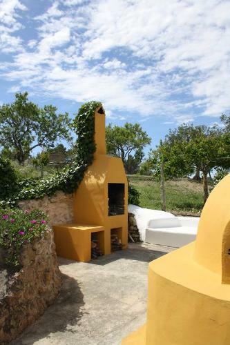 Agroturismo La Pitiusa