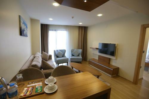 Hotel Alesha Suite