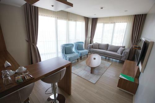 Hotel Alesha Suite