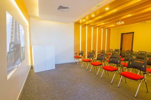 Hotel Alesha Suite