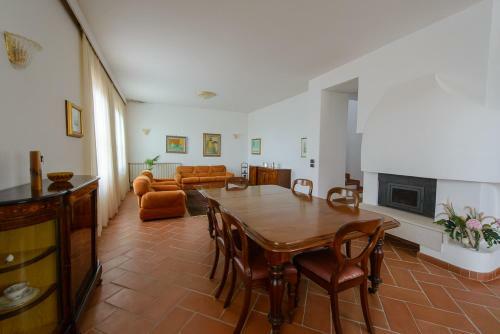 B&B Li Fringi