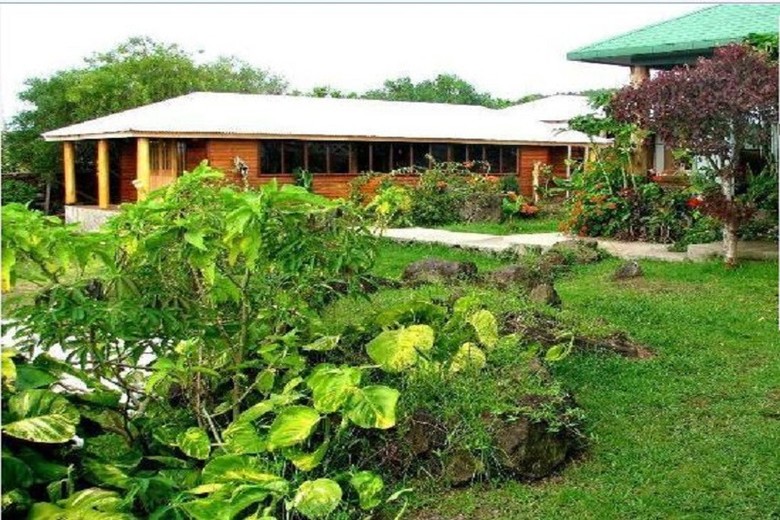 Hostal Akapu