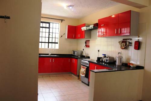 Crystal Glow Serviced Apartment