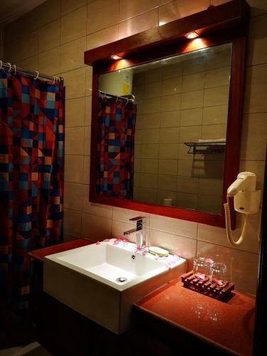 Great Wall Hotel
