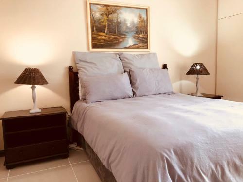 Hostal Eden Rose Manor