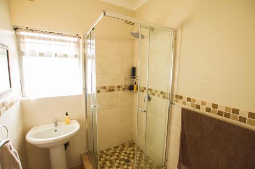 Hostal Eden Rose Manor