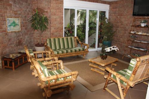 Hostal Yes Hotel Pousada