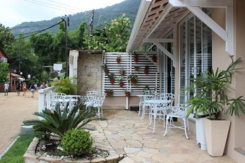 Hostal Yes Hotel Pousada